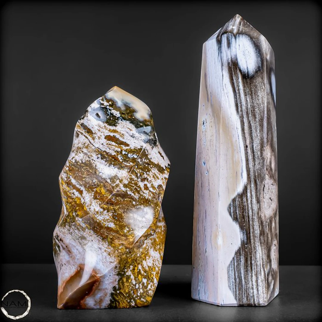 Jasper-Agate Duo – Golden Landscapes and Mysterious...