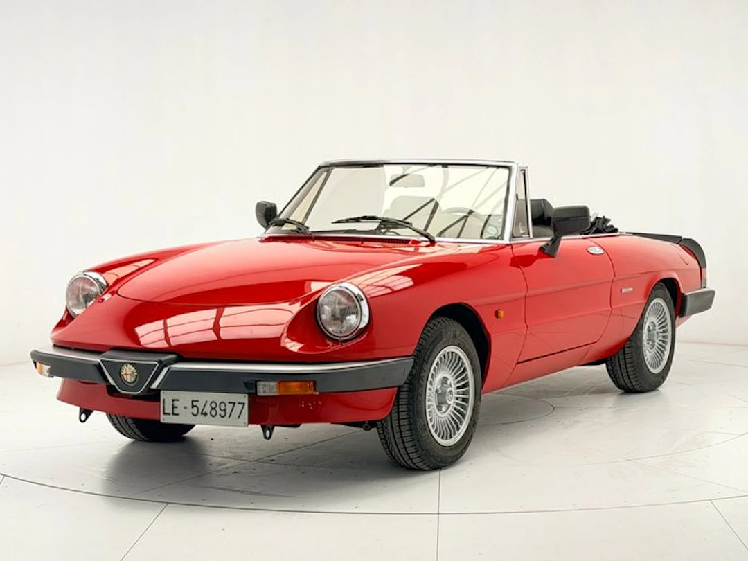 Alfa Romeo - Spider 1600 - 55,000km 'NO RESERVE' - 1989