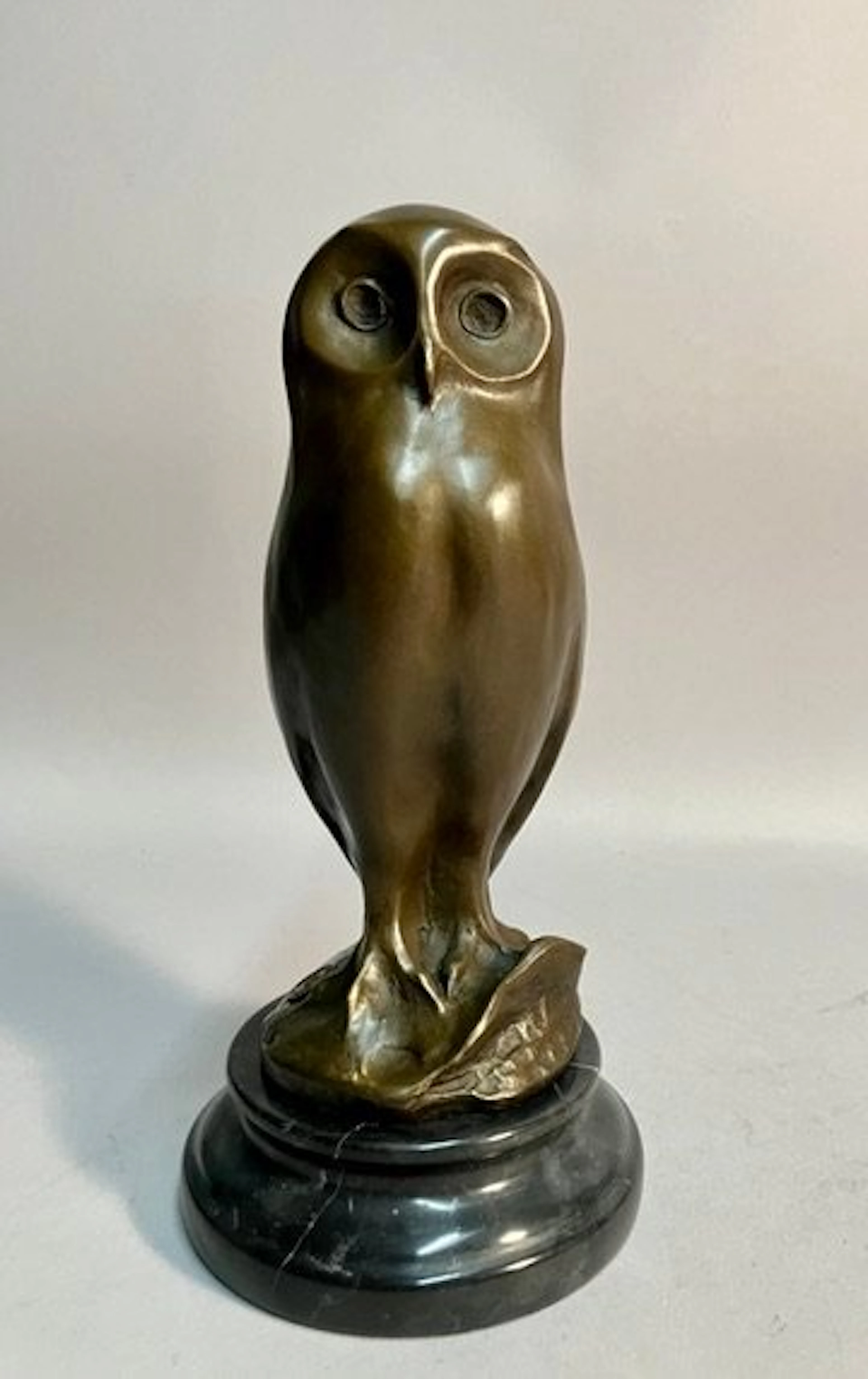 Sculpture, The young owl - 28 cm - Bronze