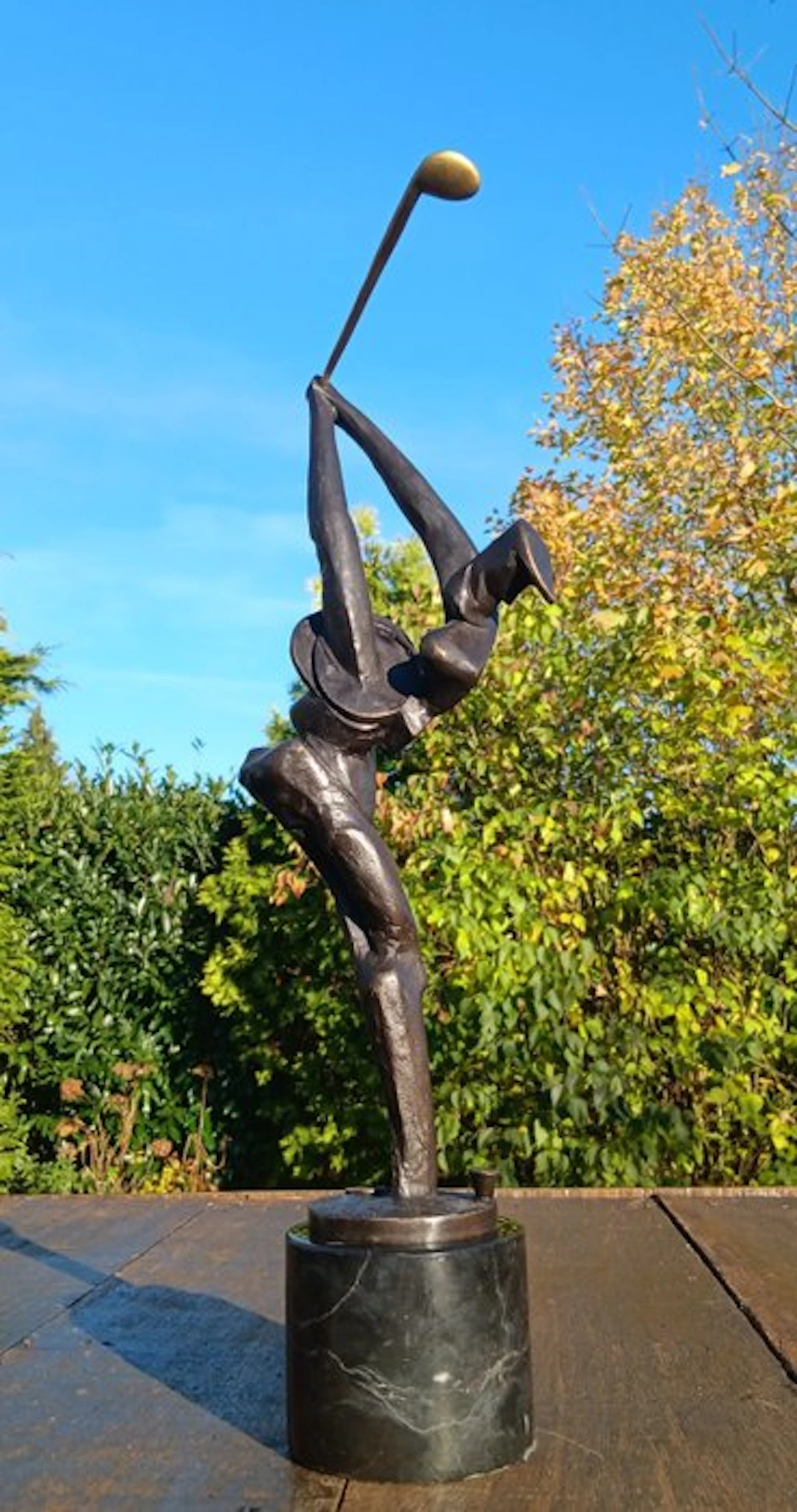Sculpture, Modernistische bronzen golfer - 41 cm - bronze marble