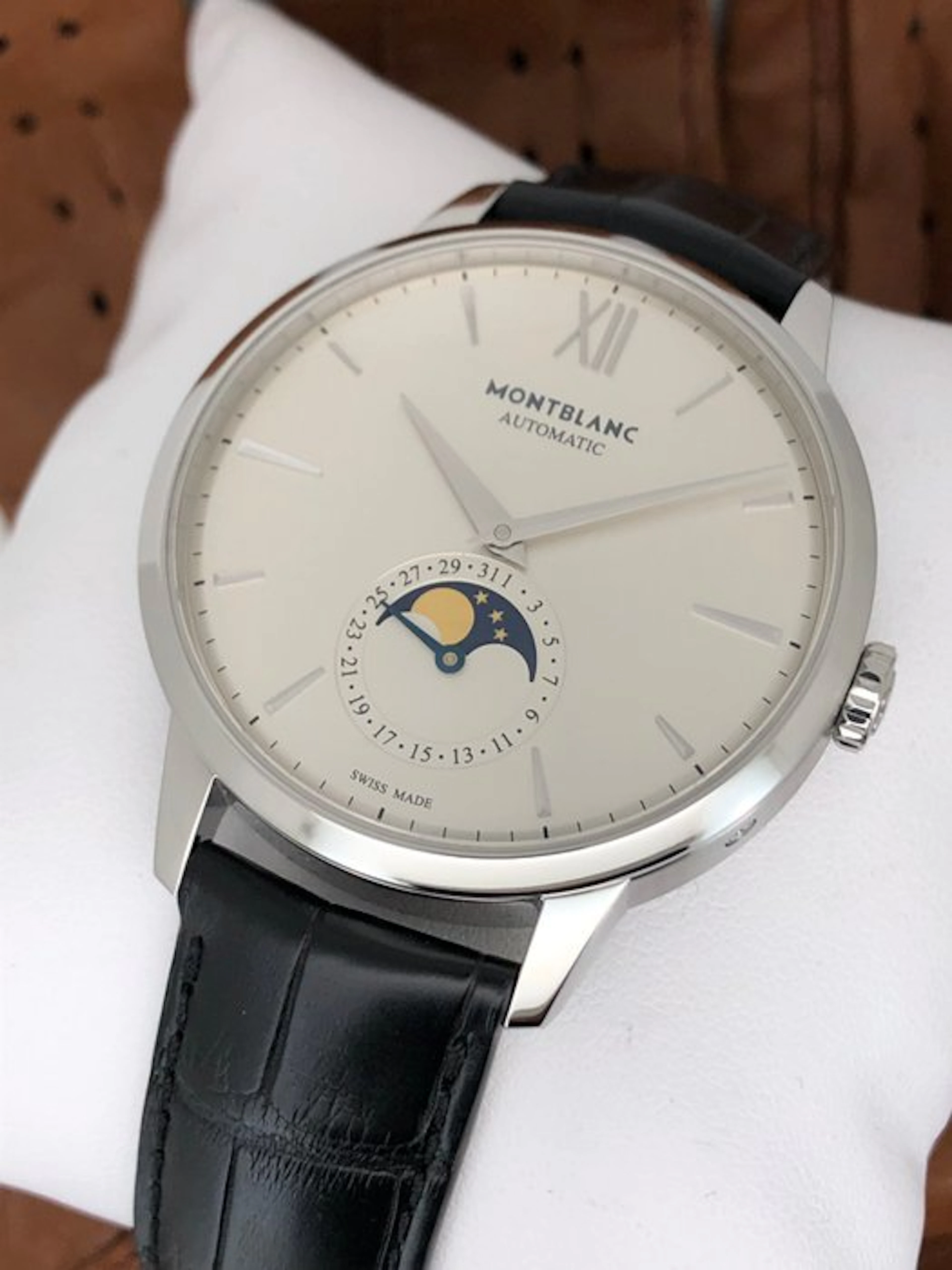Montblanc - Heritage Spirit Moonphase - 110699 - Men - 2020-2025