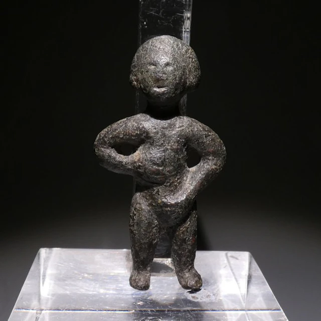 Ancient Roman Bronze Figure. 5 cm H. 1st - 2nd century AD (No reserve price)