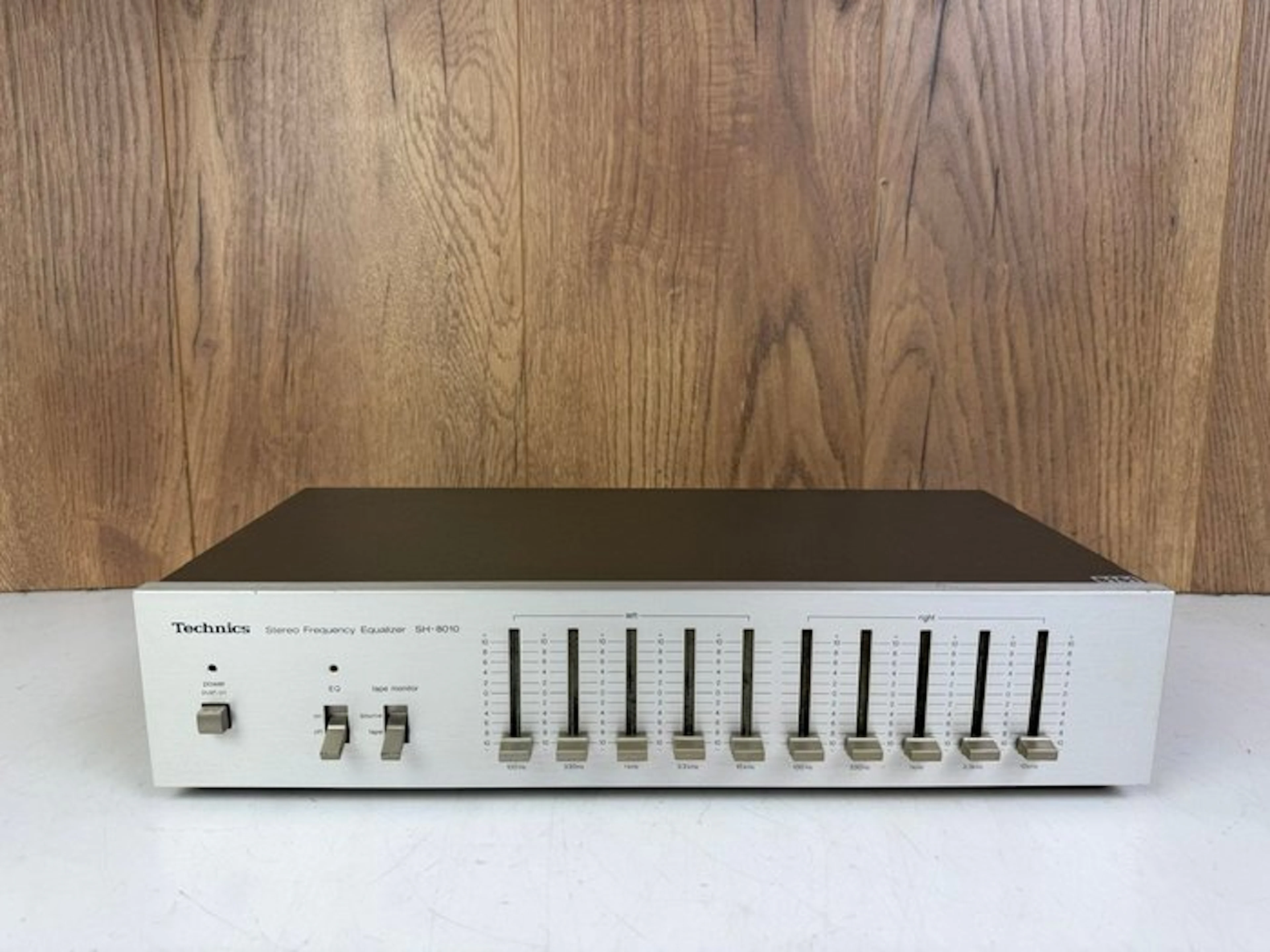 Technics - SH-8010 5-Band Stereo Frequency Equalizer Equalizer