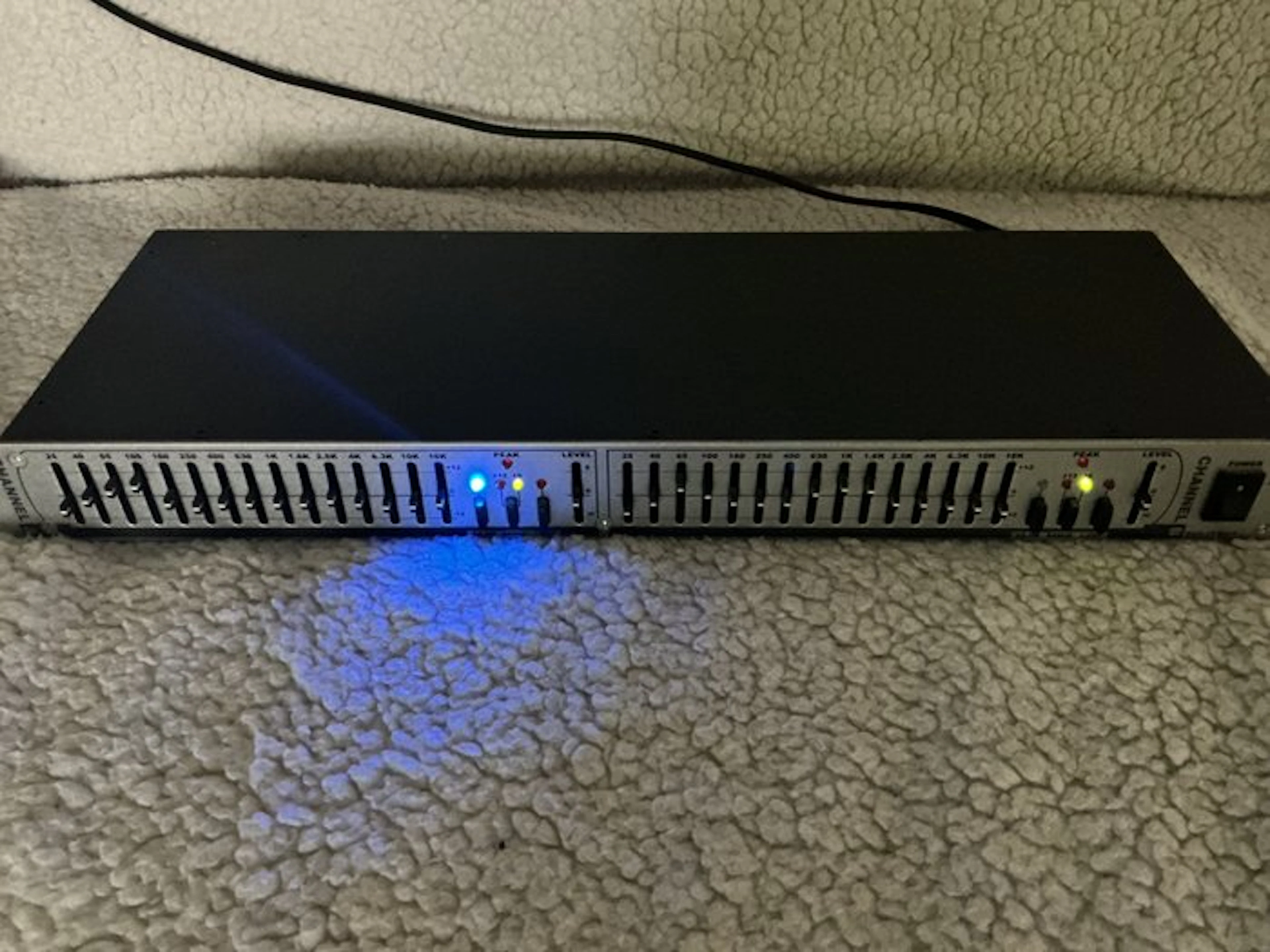 JBSYSTEMS - EQ-215 Equalizer