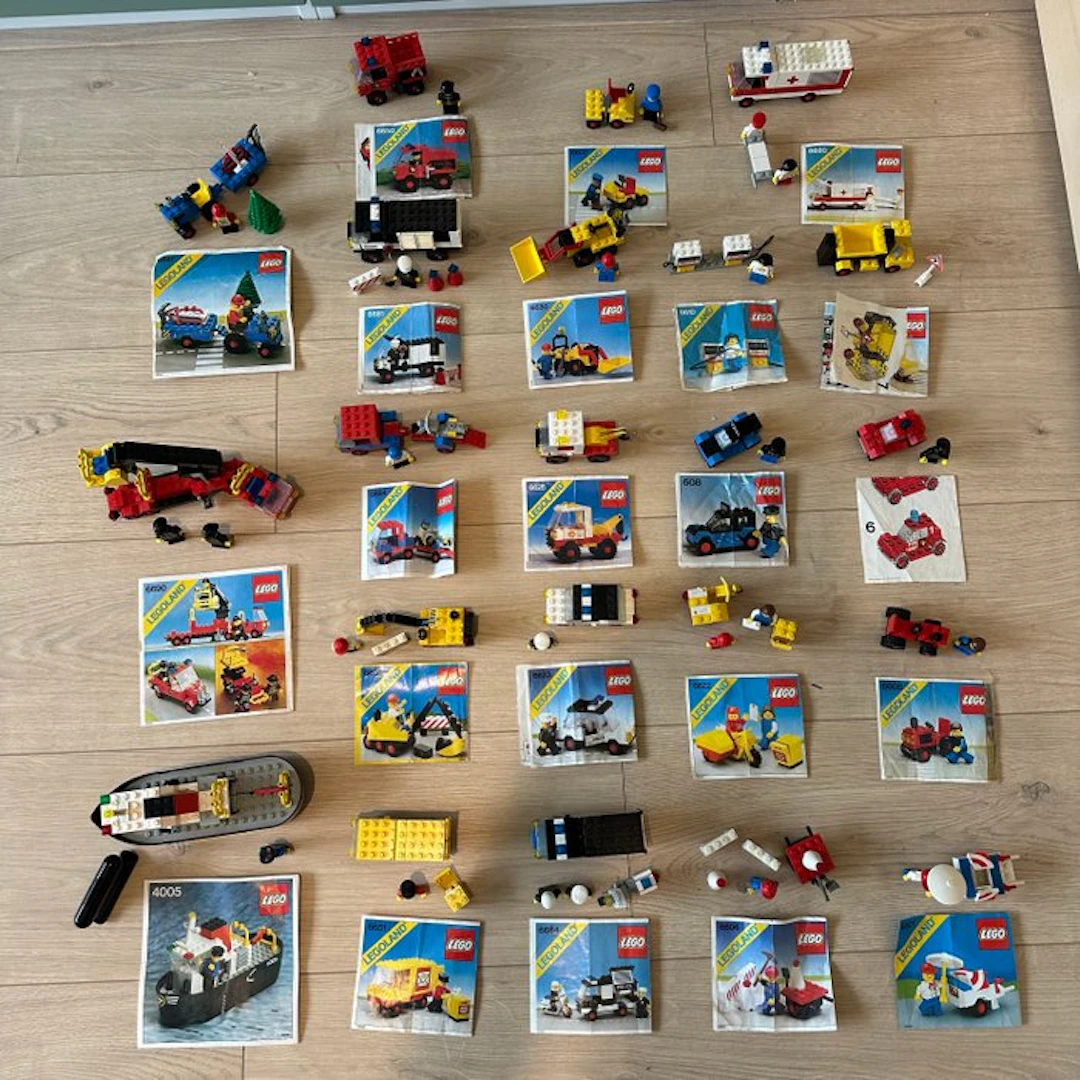 LEGO Set - Legoland - 22 Legoland sets