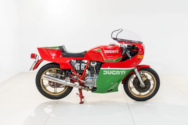 Ducati - 900 MHR - Mike Hailwood Replica - 900 cc - 1982