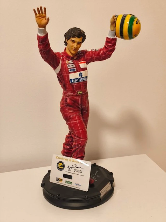 Kotobukiya 1:6 - Model car - Ayrton Senna Japan 1993