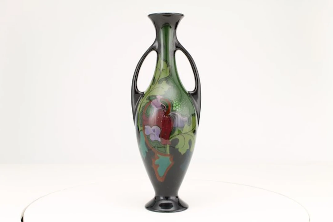 Regina Kunstaardewerkfabriek - Vase - 321/1 - Earthenware, Plateel - Art-Deco