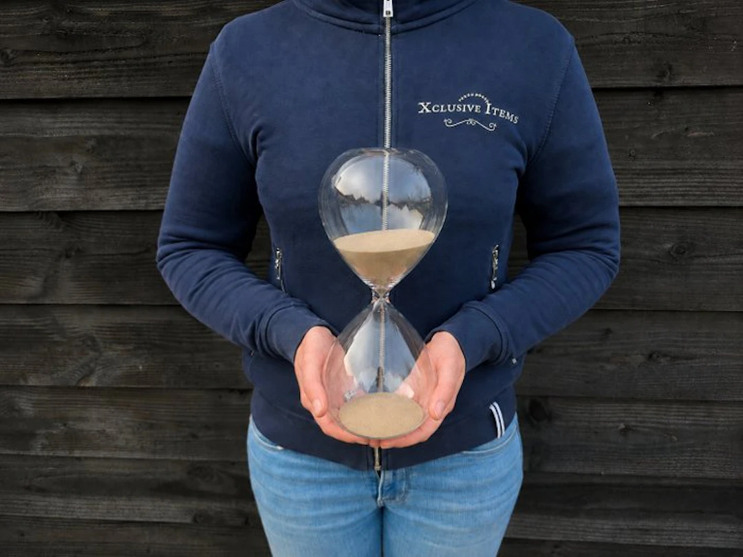 Hourglass - Glass - 2026 - XL - Beige