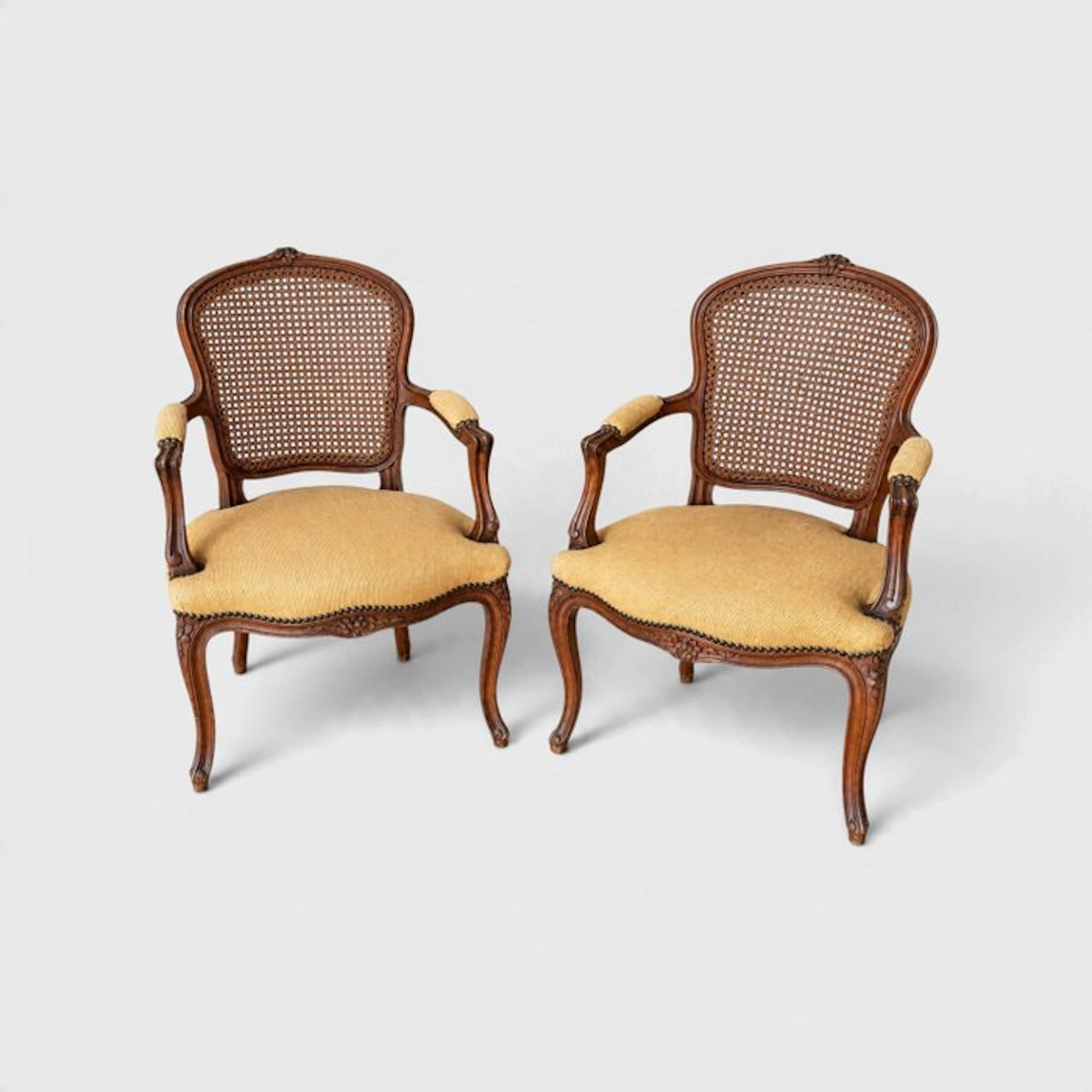 Armchair - Wood, Textile - Louis XV armchair