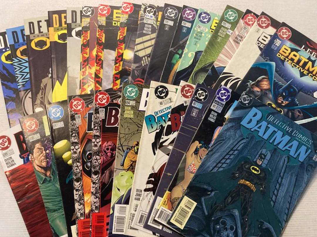Detective Comics (1937) 27 comics in Range # 682 to 749!...