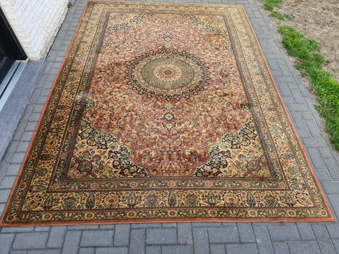 Keshan - Carpet - 330 cm - 242 cm