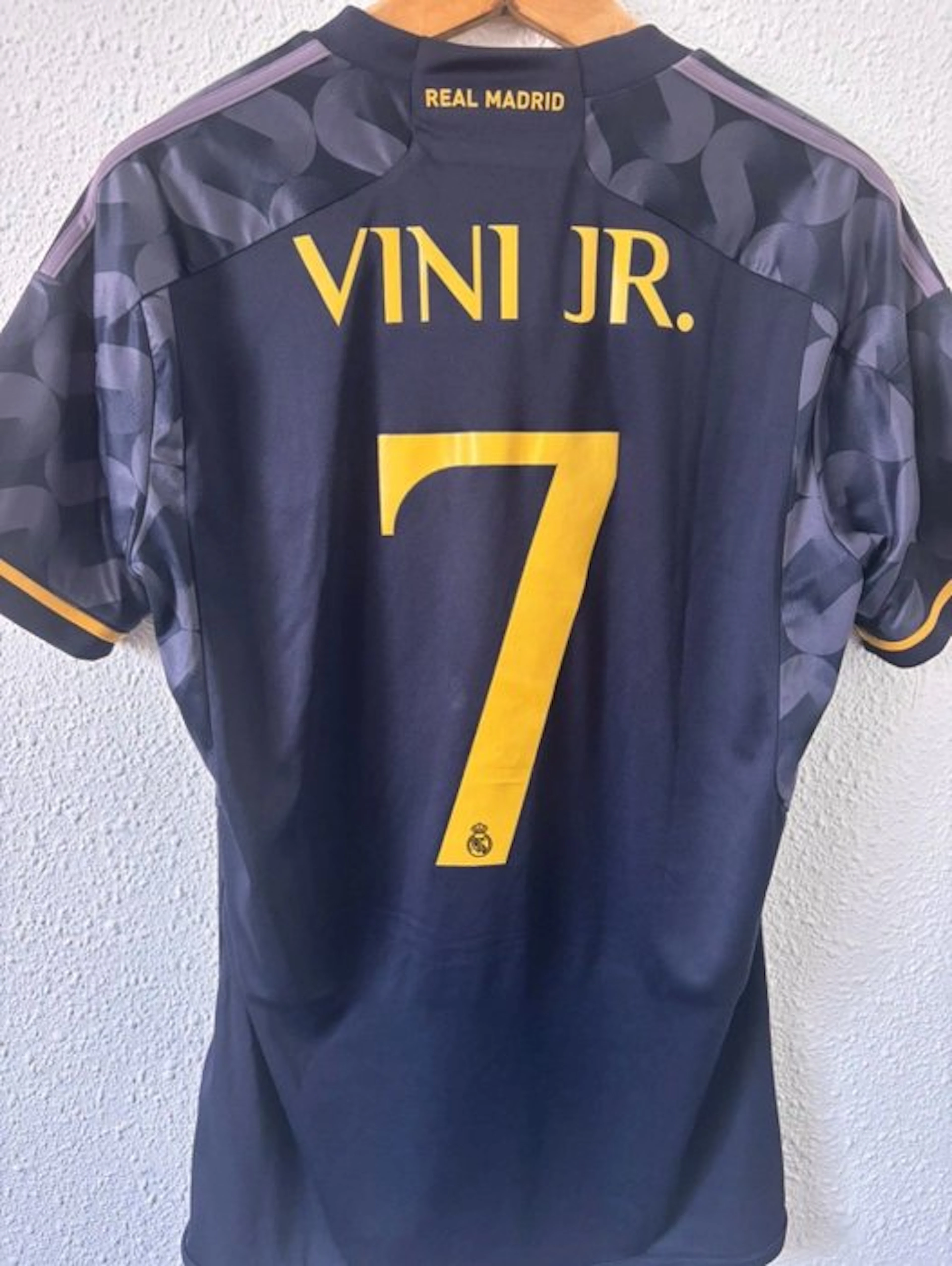 Real Madrid - Spanish Football League - Vinícius Júnior - 2023 - Football shirt