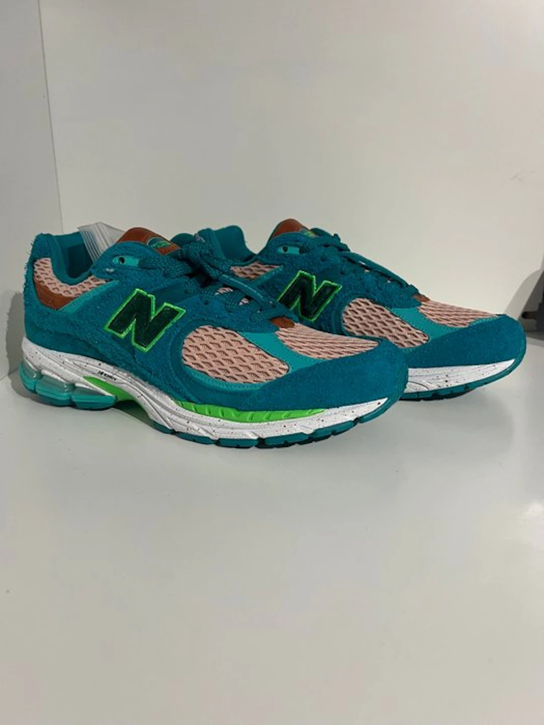 New Balance - ML2002RJ - Sneakers - Size: EU 41.5 - New with tags