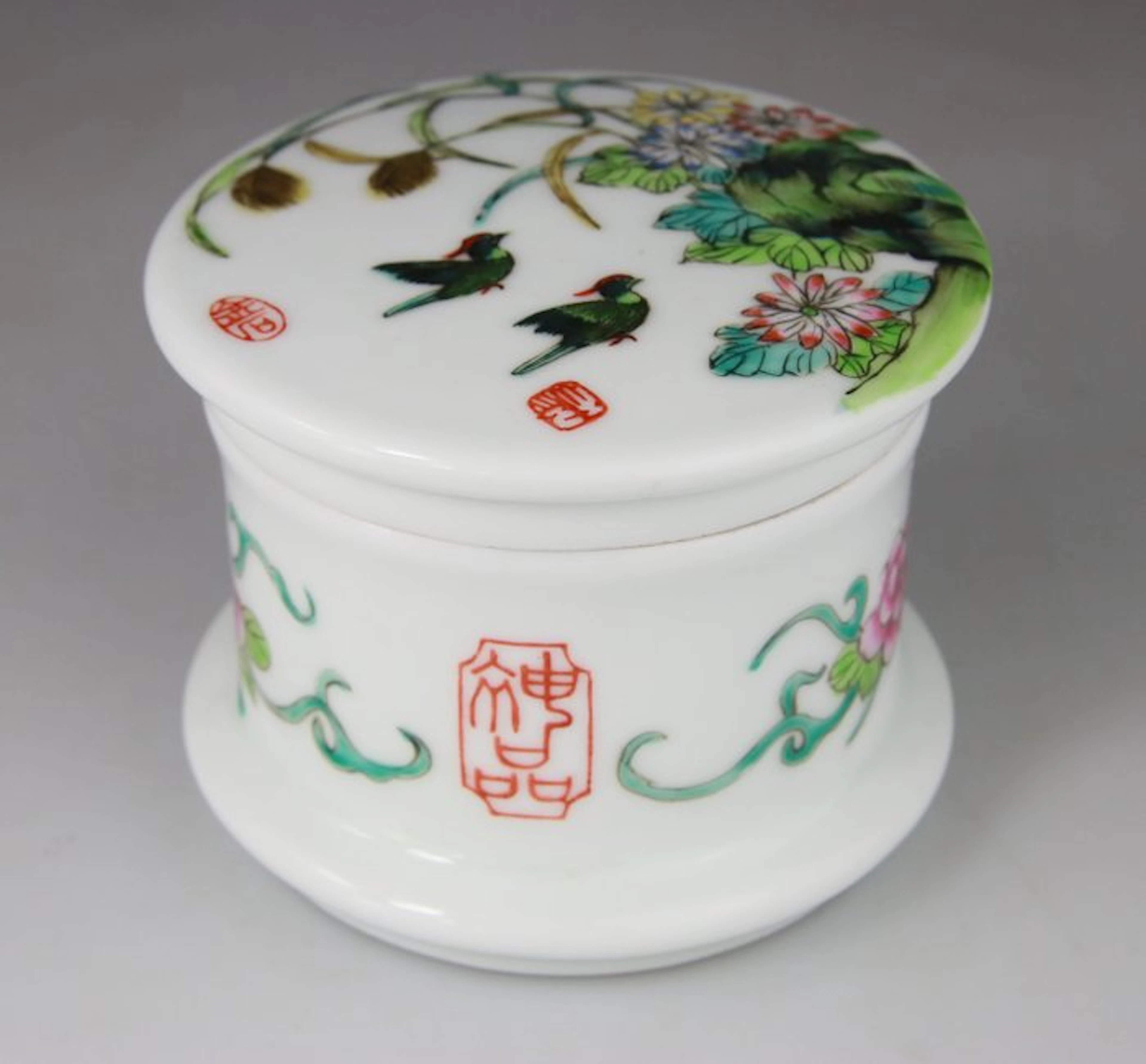 Chinese Porcelain Box - Famille Rose Enamel Birds - Brand...