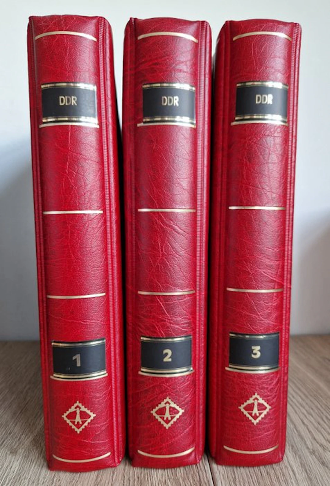 GDR 1949/1990 - Complete and mint