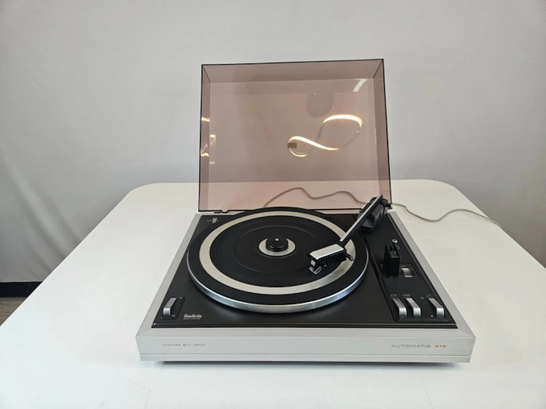 Radiola - Automatic 418 vintage turntable Turntable