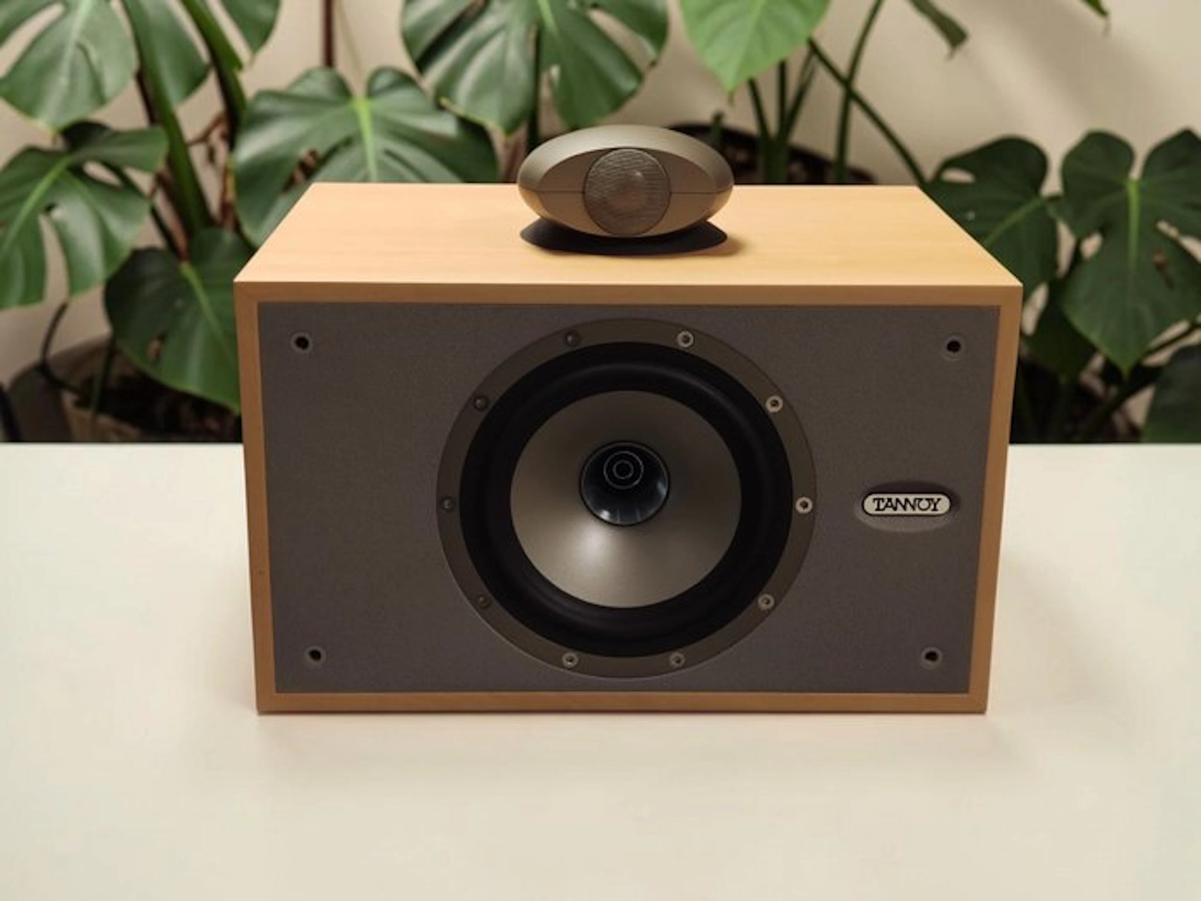 Tannoy - Sensys DCC (Maple Finish) / 2.5-Way Center Channel Speaker set