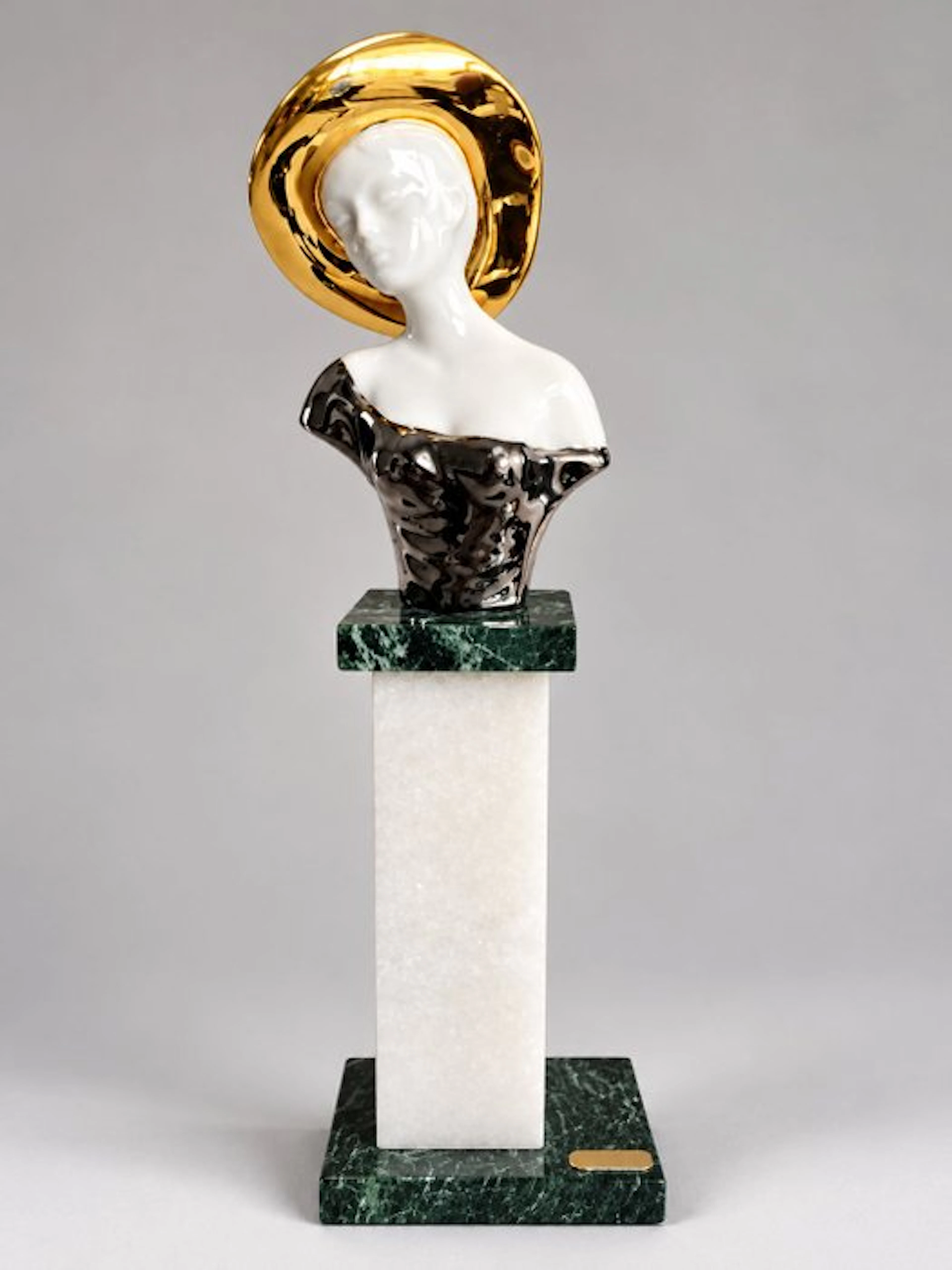 Galos - Galos - Statuette, Buste femme à chapeau - 22 cm - 24kt gold - 1993