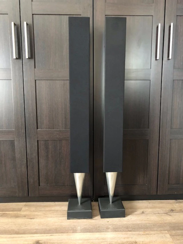 Bang & Olufsen - Beolab 8000 MK2 BASS UPDATE! with...