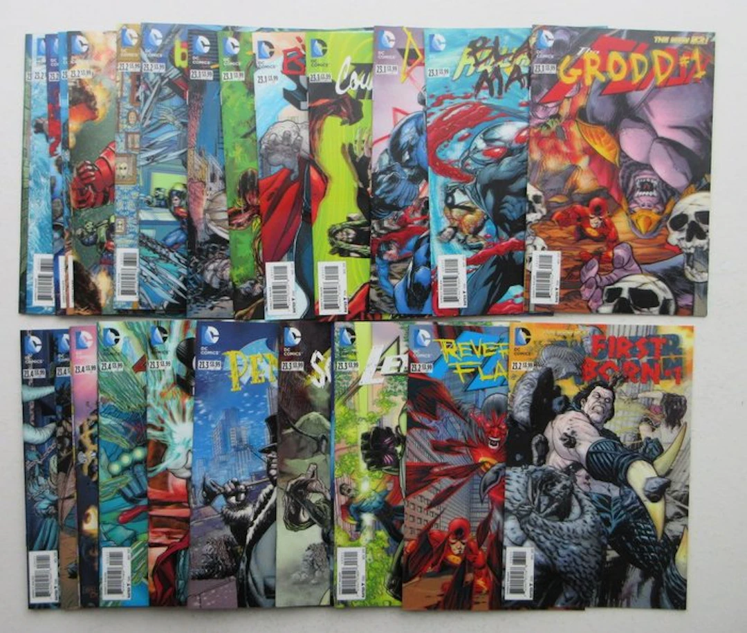 The new 52 ! - 33 holographische covers - 33 Comic - First edition - 2013