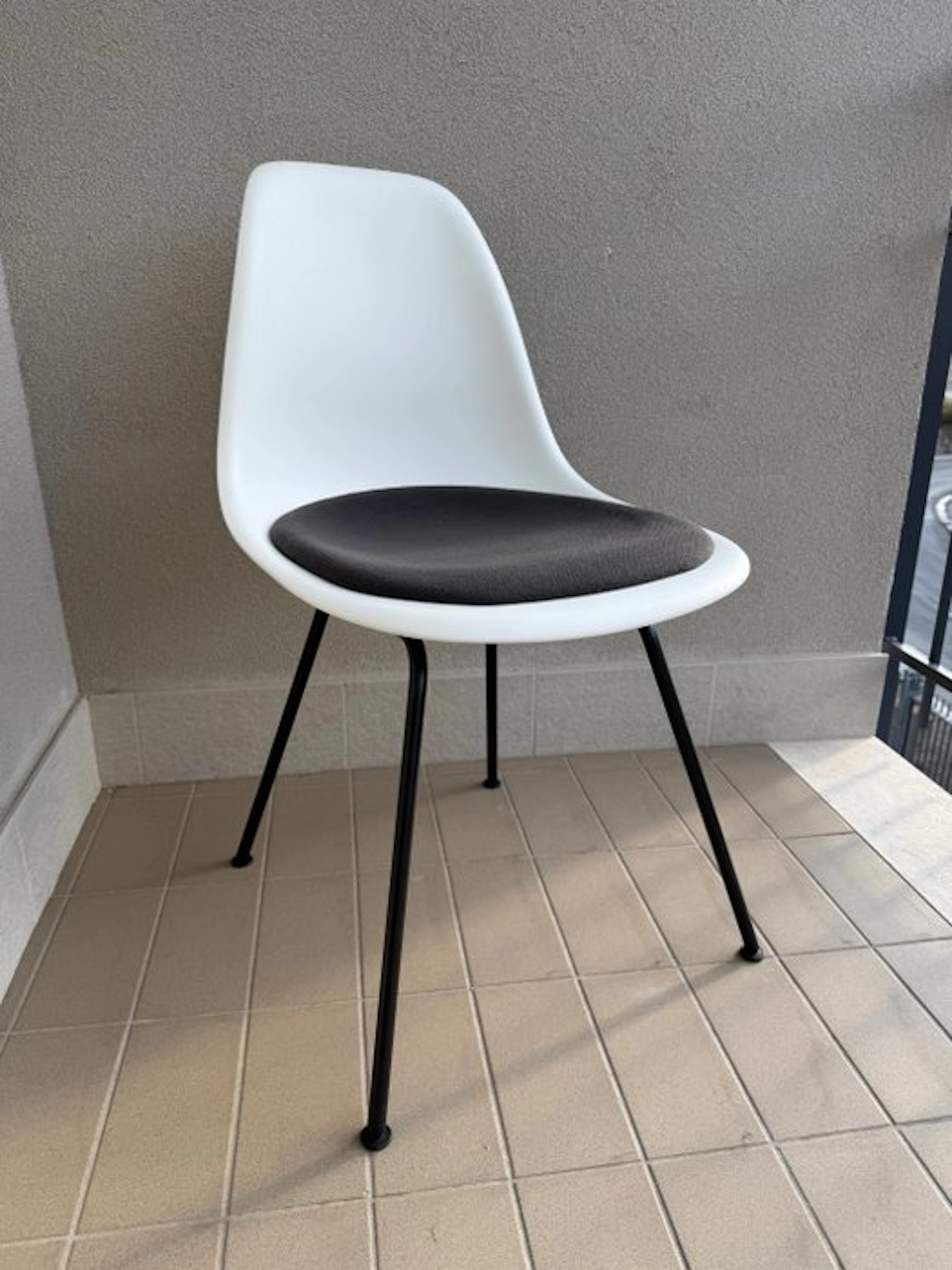 Vitra - Charles & Ray Eames - Chair - Eames Plastic Side Chair - Plastic