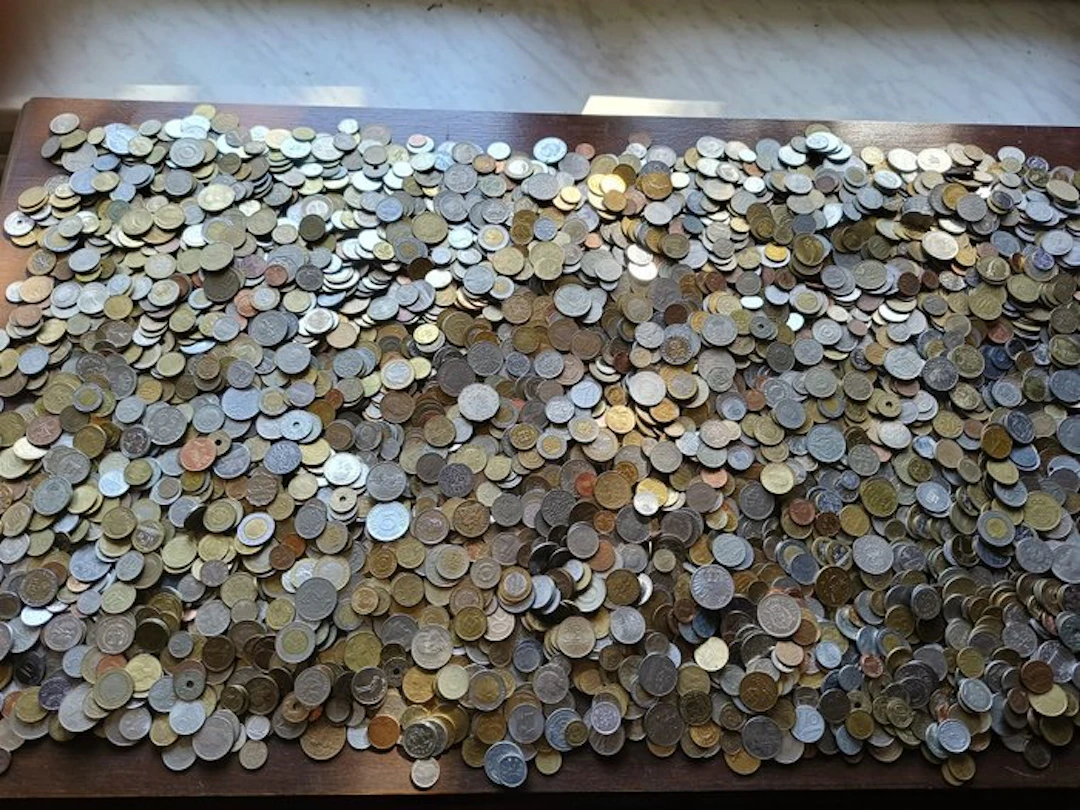 World. Massive lot of approx +- 20 kilogram world coins! (No reserve price)