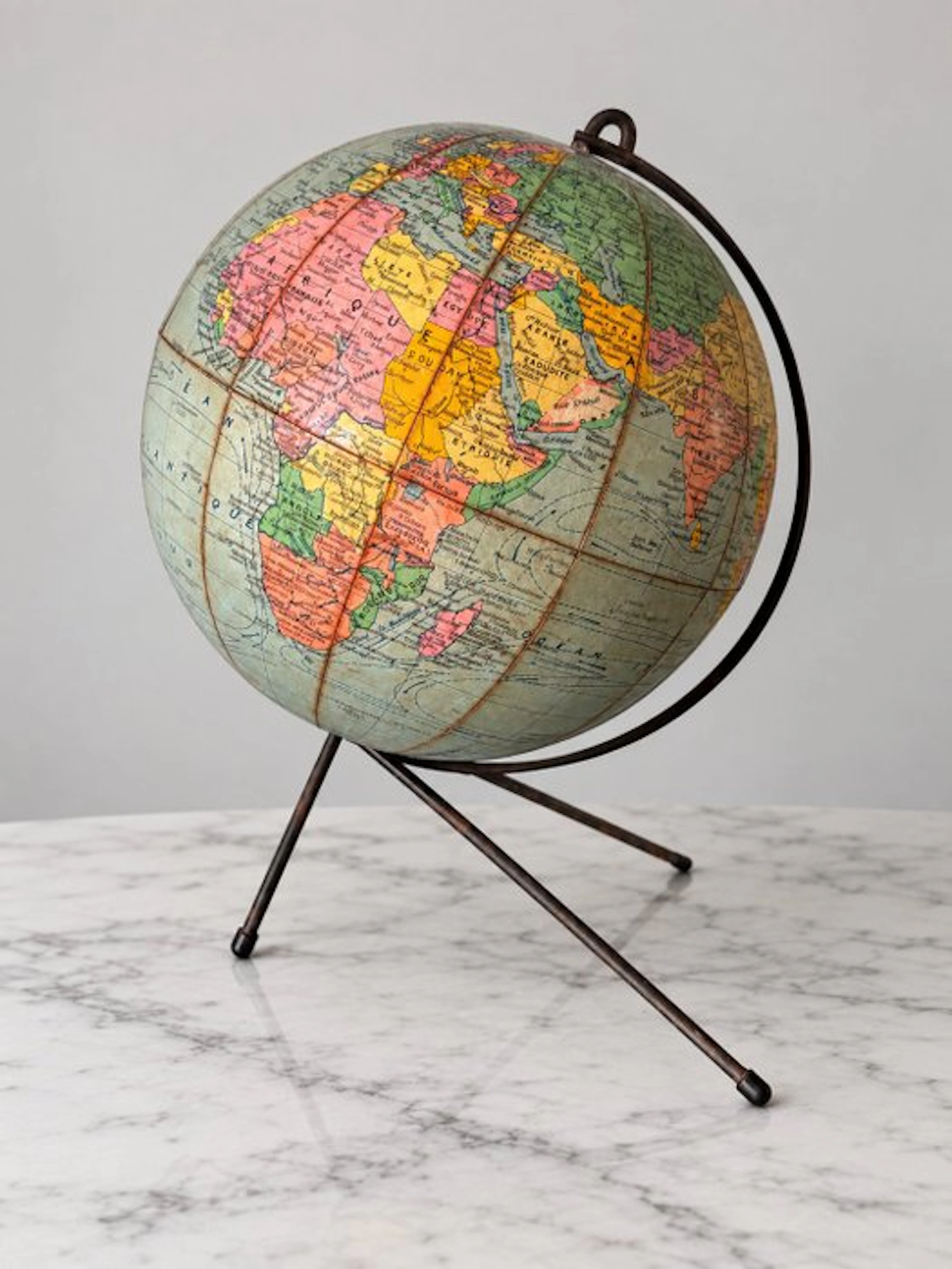 Celestial and terrestrial globes - Girard