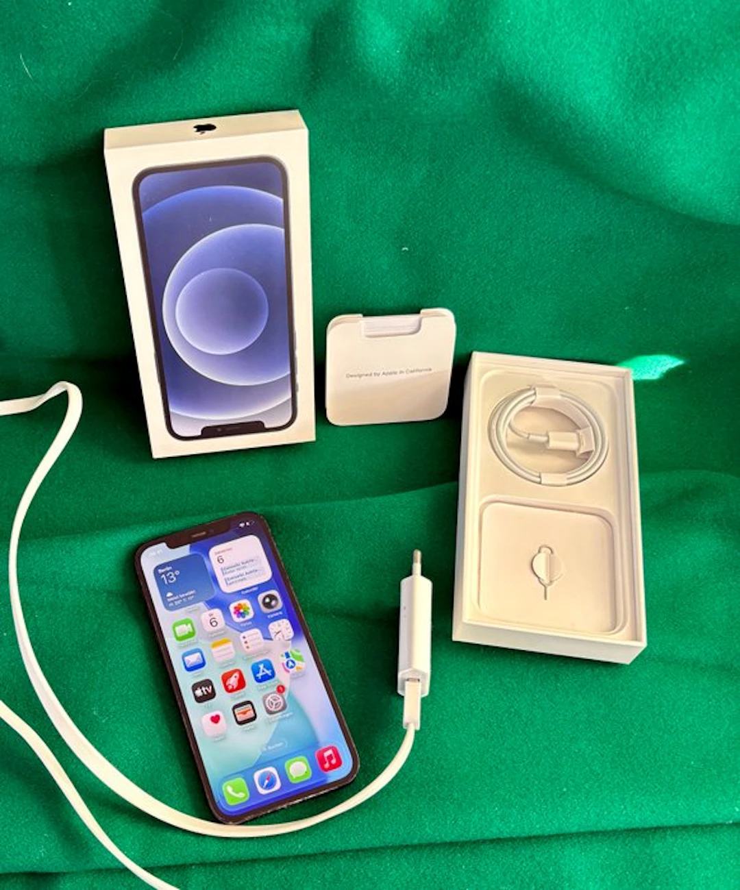 Apple iPhone 12 - iPhone (1) - In original box