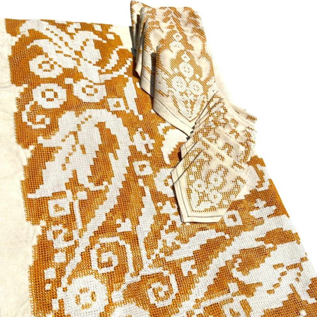 Tablecloth - 200 cm - 150 cm