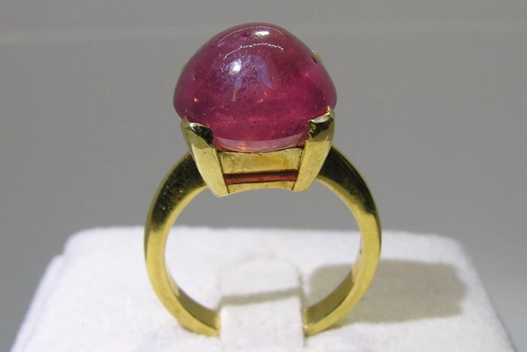 Ruby Ring - Height: 31.9 mm - Width: 21.1 mm- 7.2 g - (1)