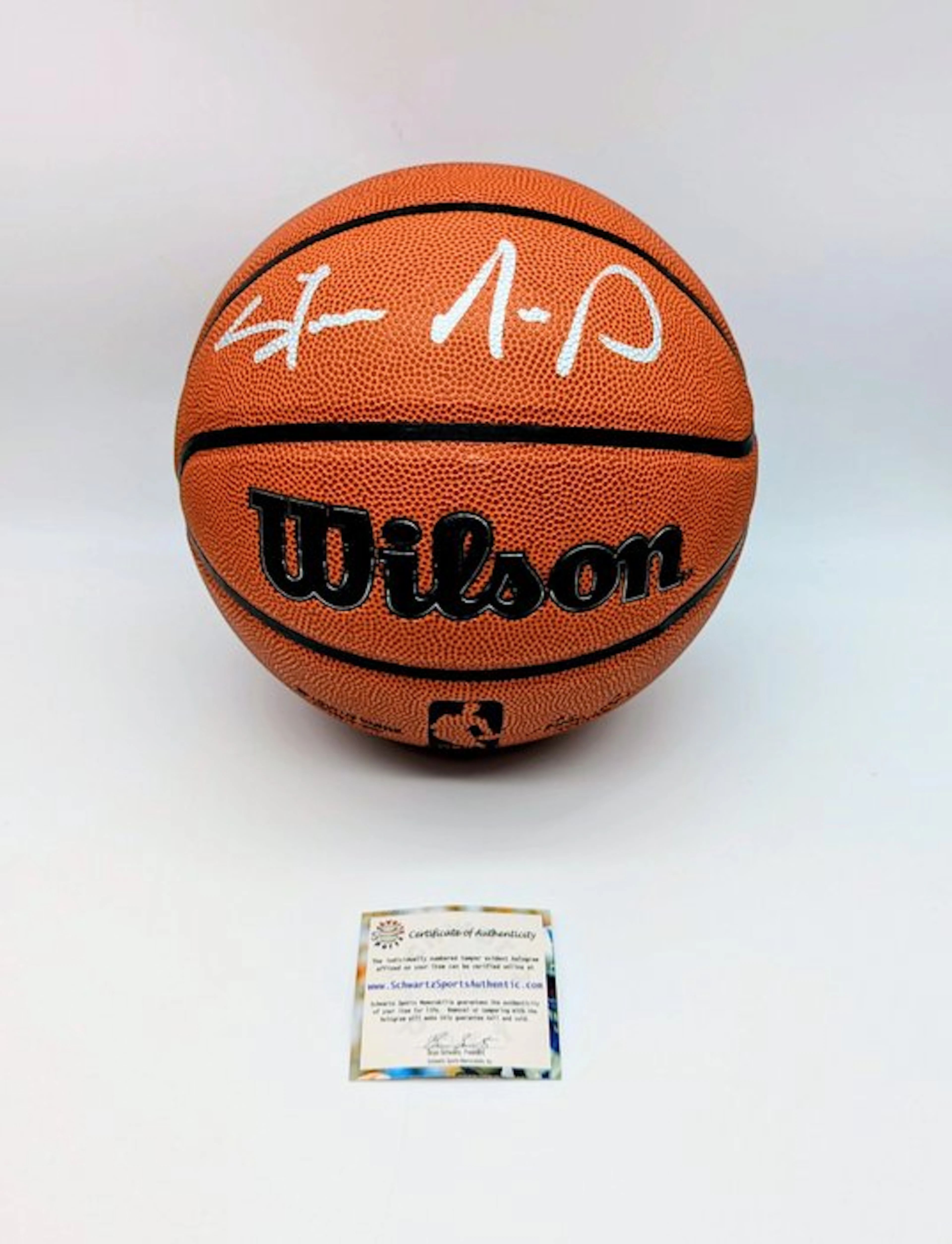 Seattle SuperSonics - NBA - Shawn Kemp - Signed Wilson...