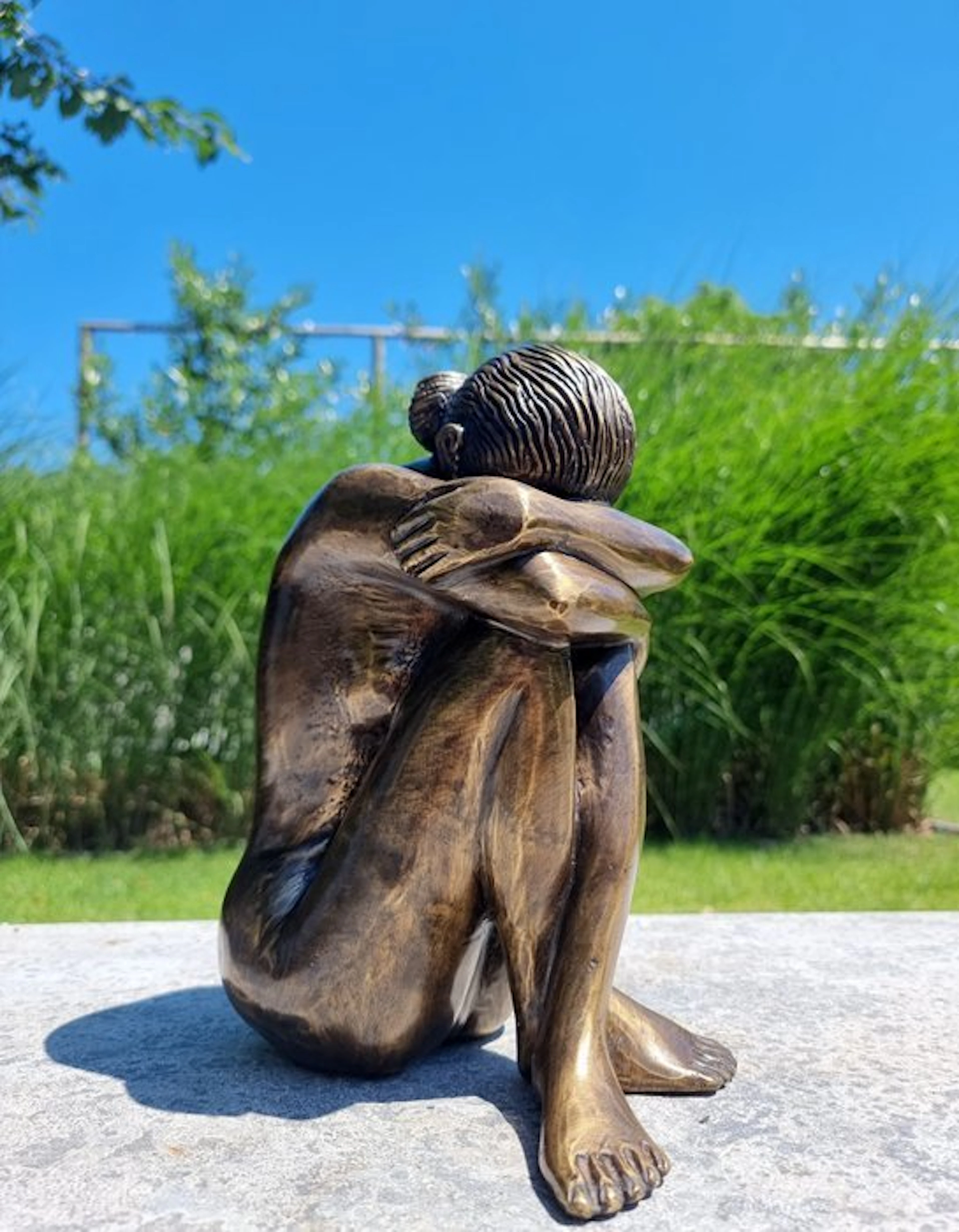 Sculpture, sculptuur, Gehurkte vrouw - 30 cm - Brons - 30 cm - Bronze