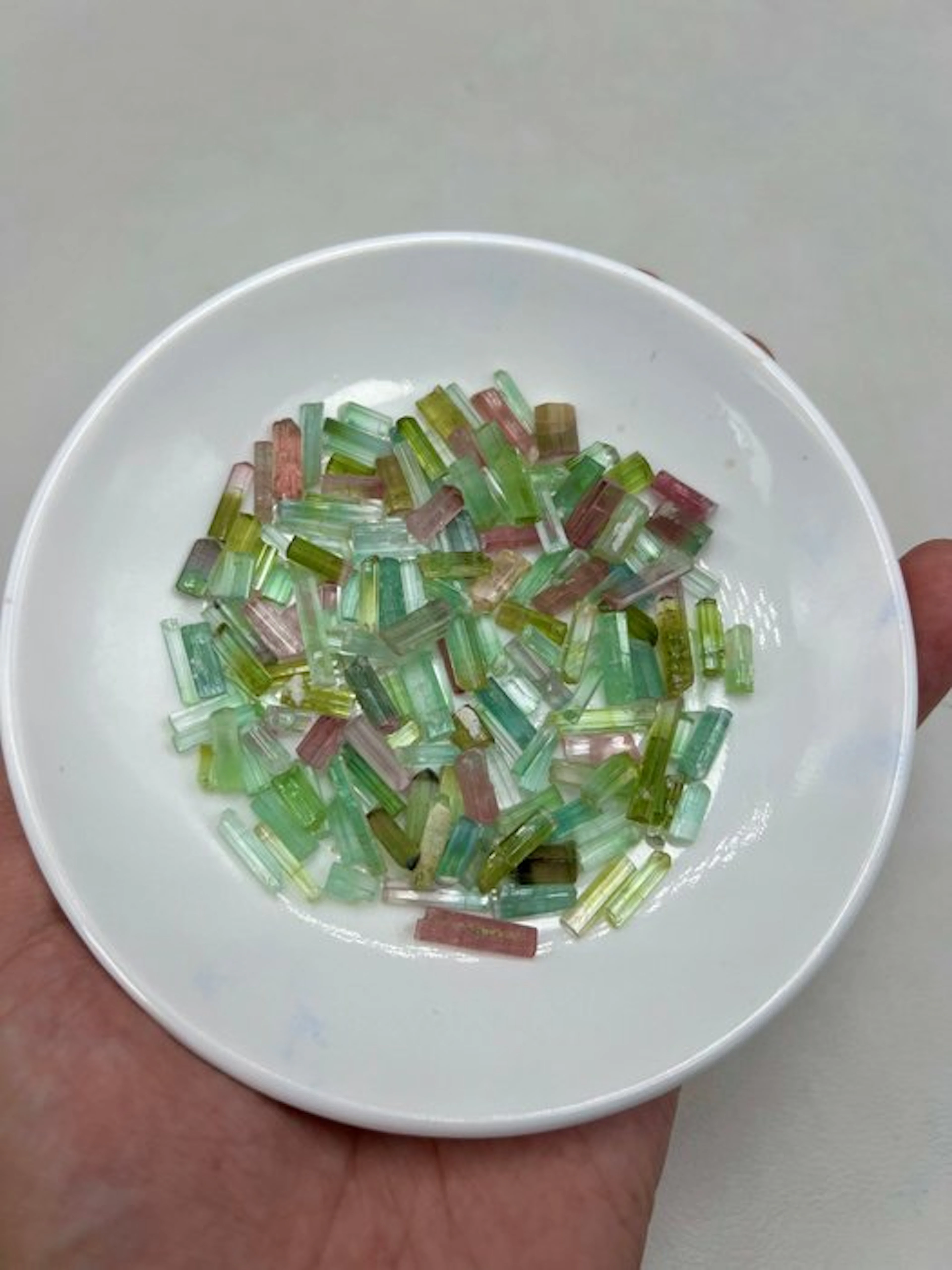 Bicolour tourmaline Crystals - Height: 16 mm - Width: 8 mm- 36 g - (1)