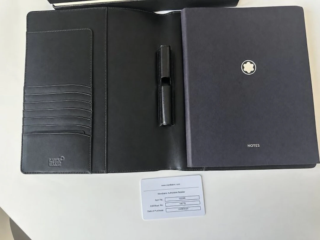 Montblanc - Montblanc Leather Writing Folder – Ref