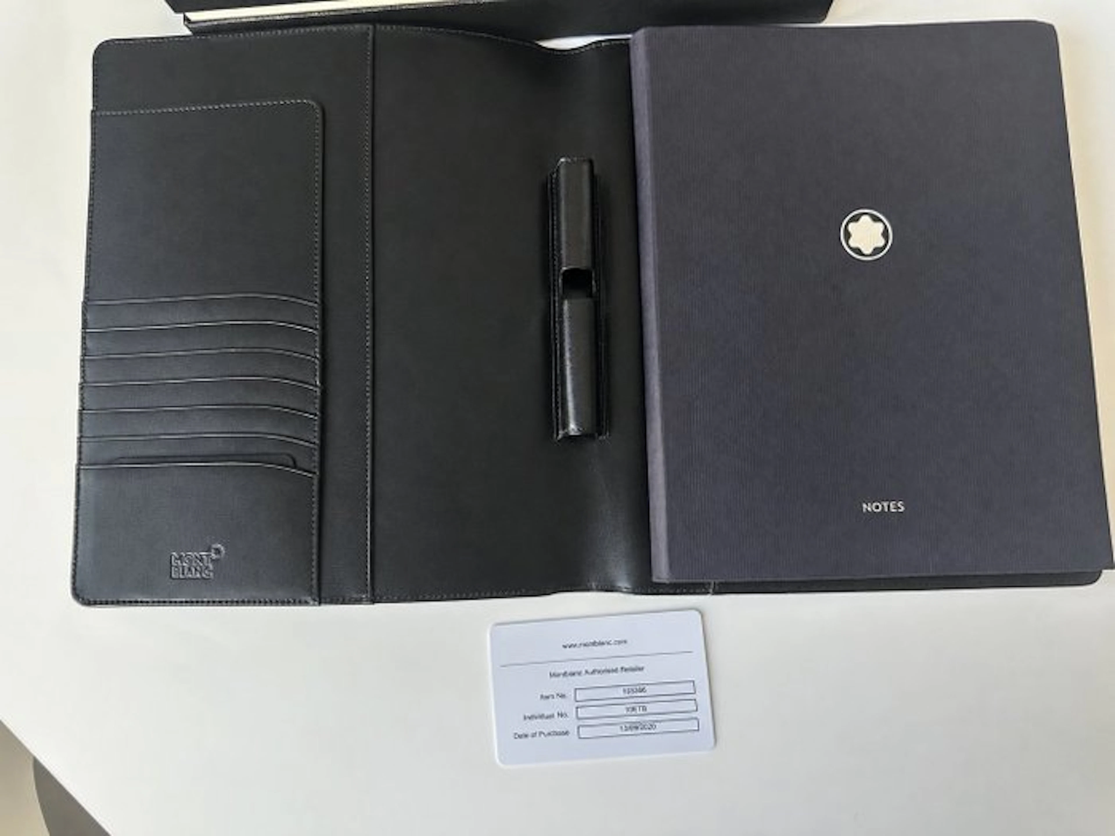 Montblanc - Montblanc Leather Writing Folder – Ref