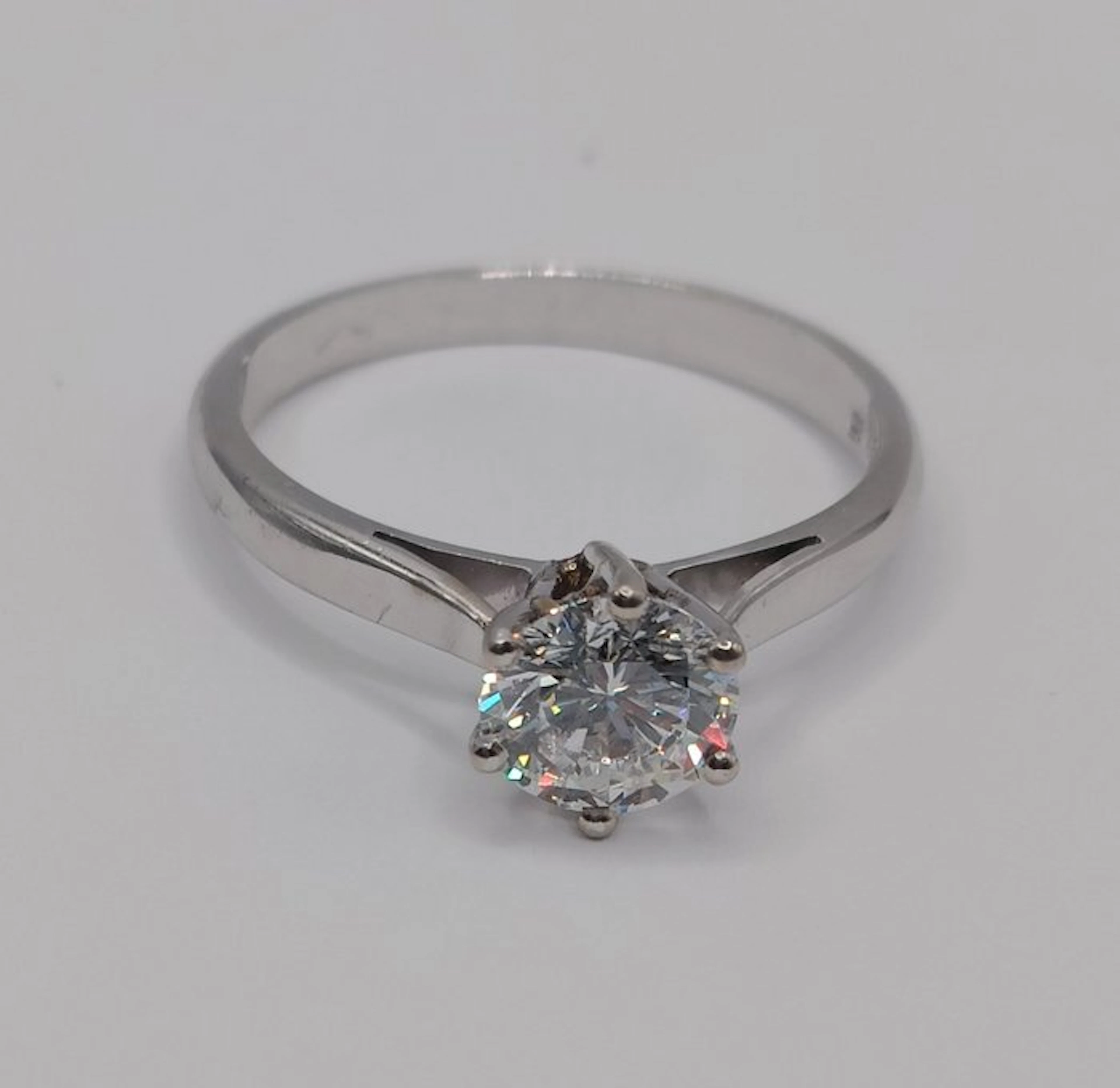 Ring - 18 kt