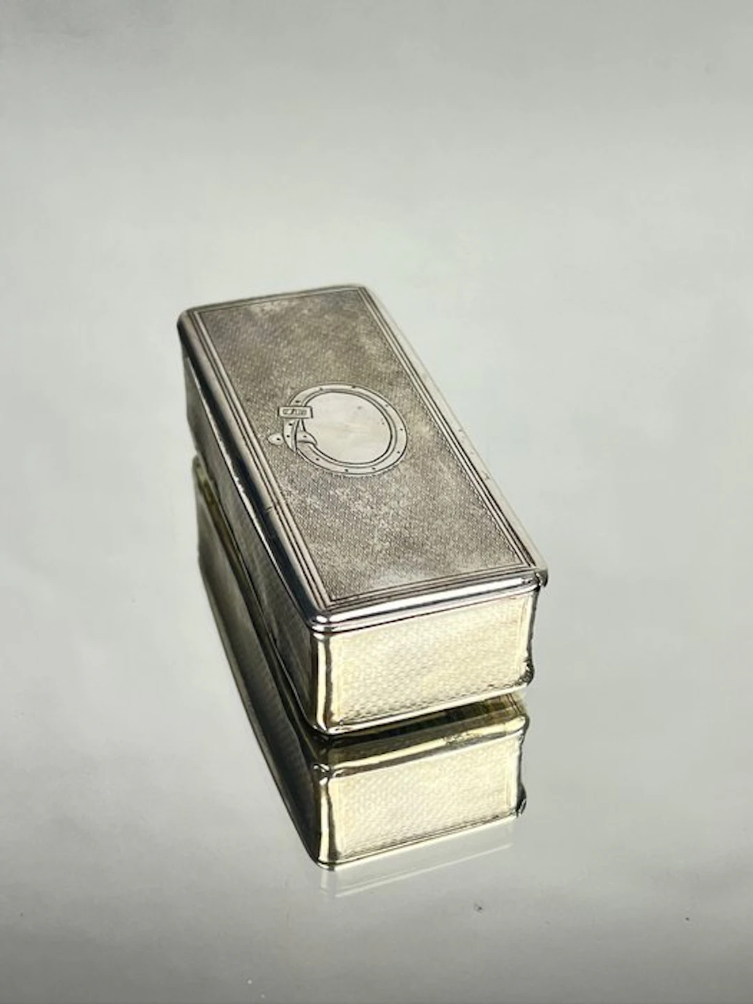 Box - oval cartouche Snuff Box - collector’s - handmade...