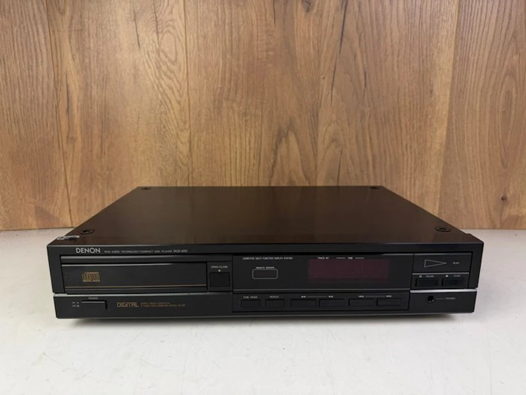 Denon - DCD-600 CD player