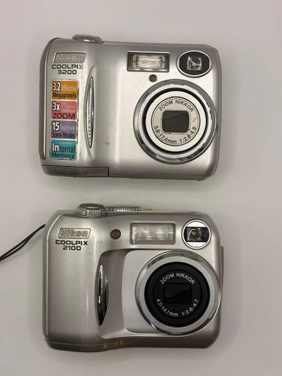 Nikon Coolpix 2100 / Coolpix 3200 Digital camera