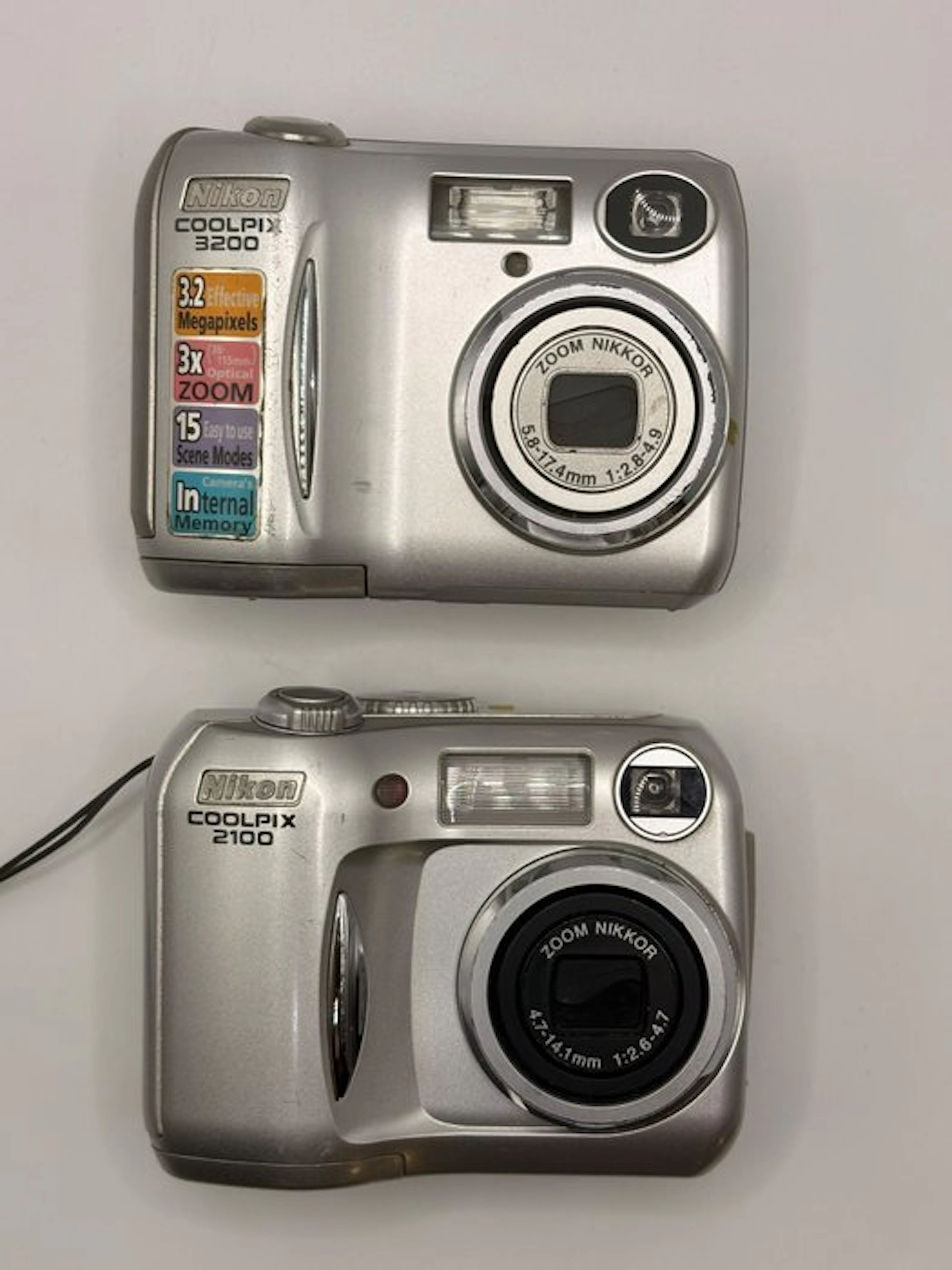 Nikon Coolpix 2100 / Coolpix 3200 Digital camera