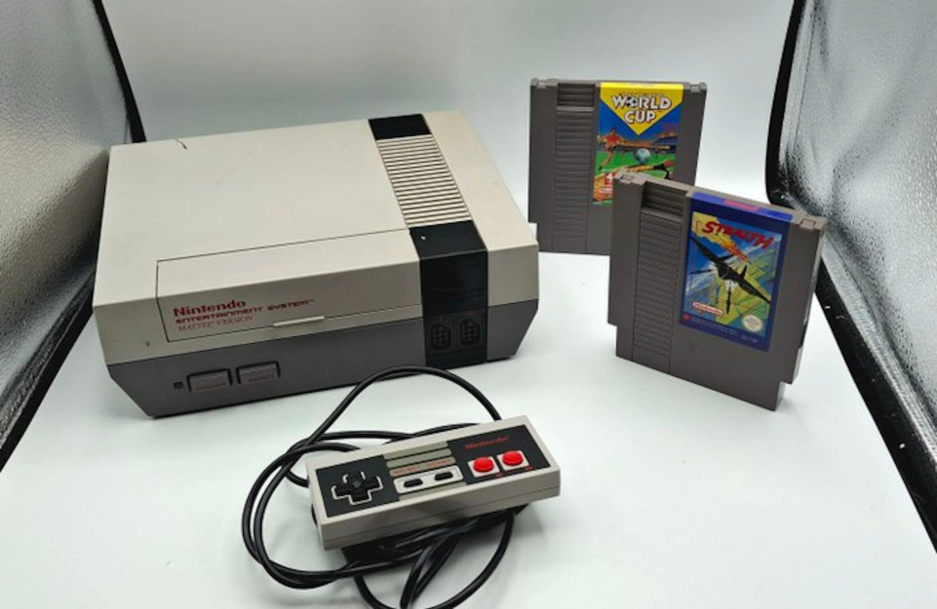 Nintendo - Nes - Console - Controller - 2 Videogiochi...