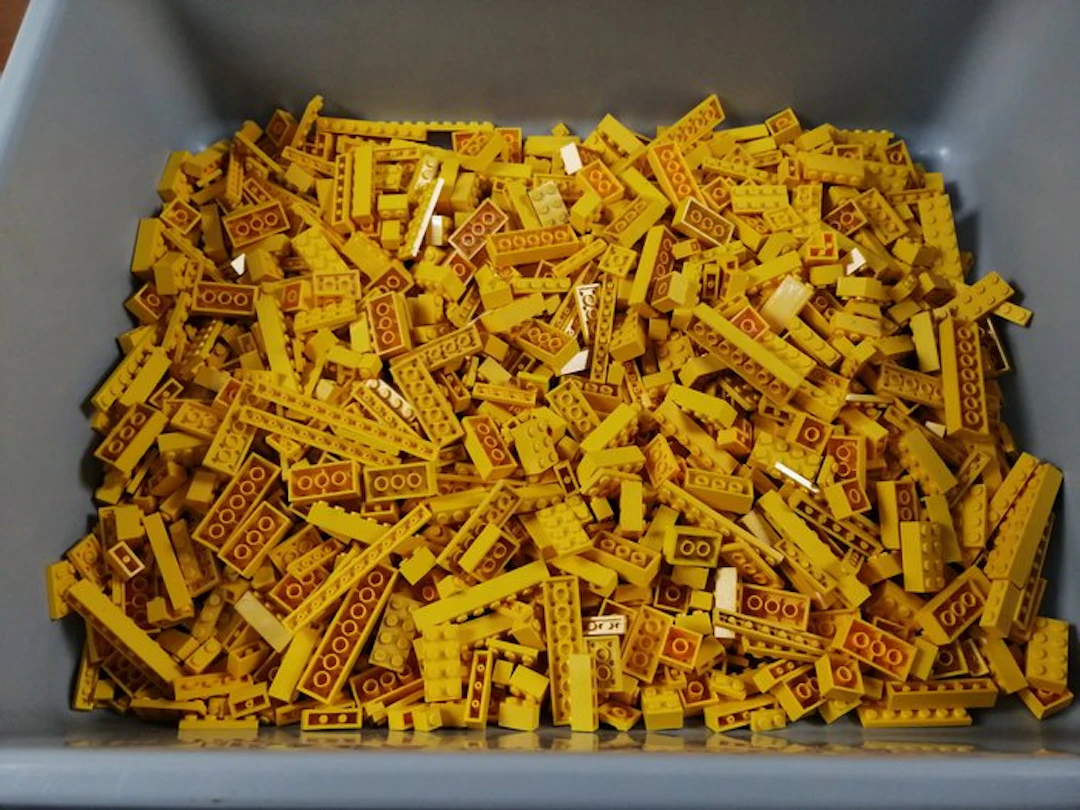 LEGO - 01. Partij van 1000 gele bouwstenen - 1980-1990