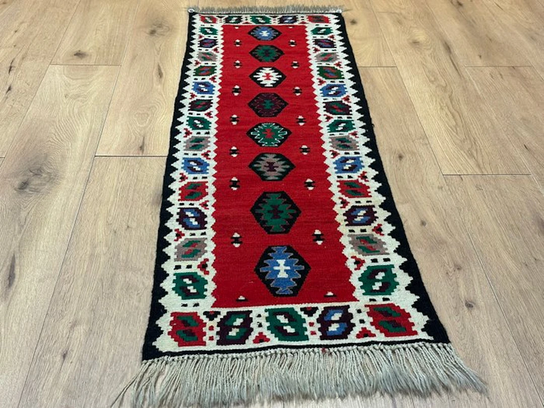 Kelim runner – handwoven flat-weave Oriental rug with...