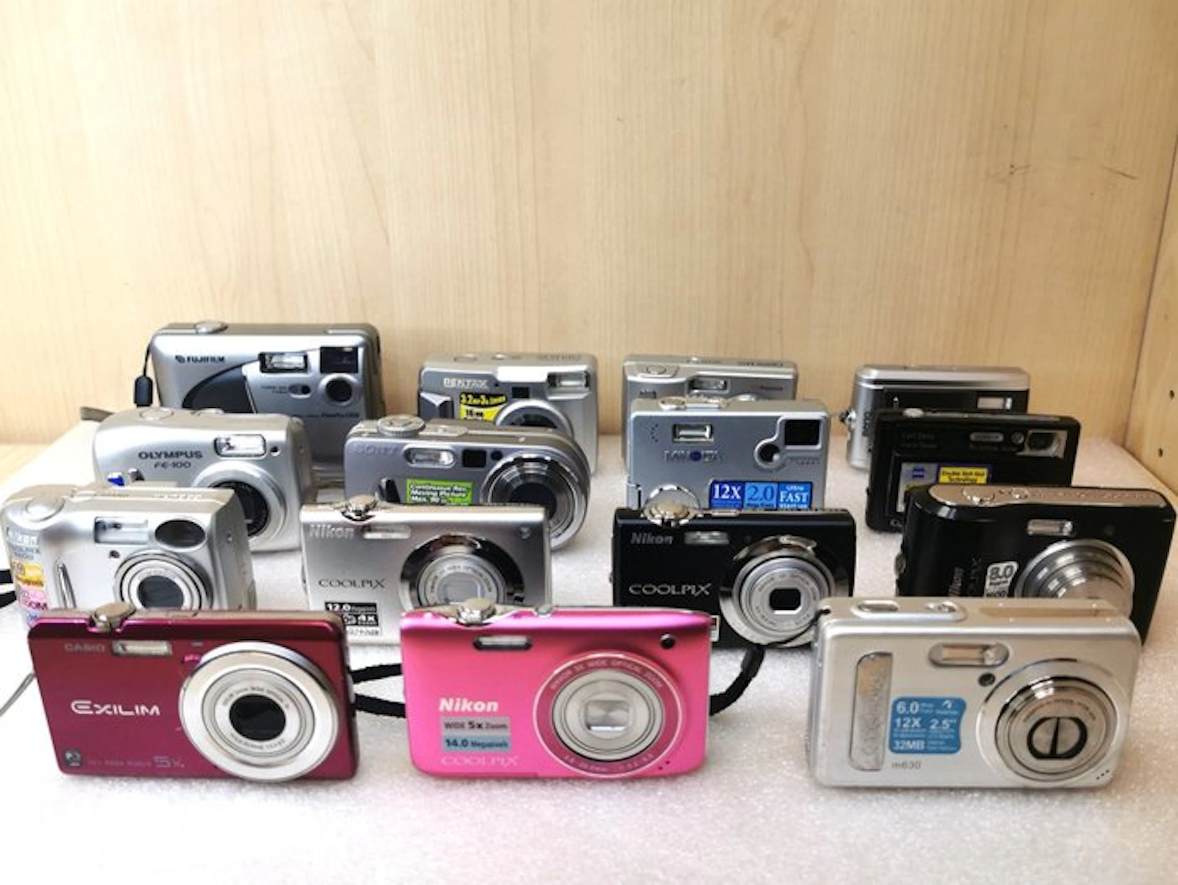 Olympus, Sony