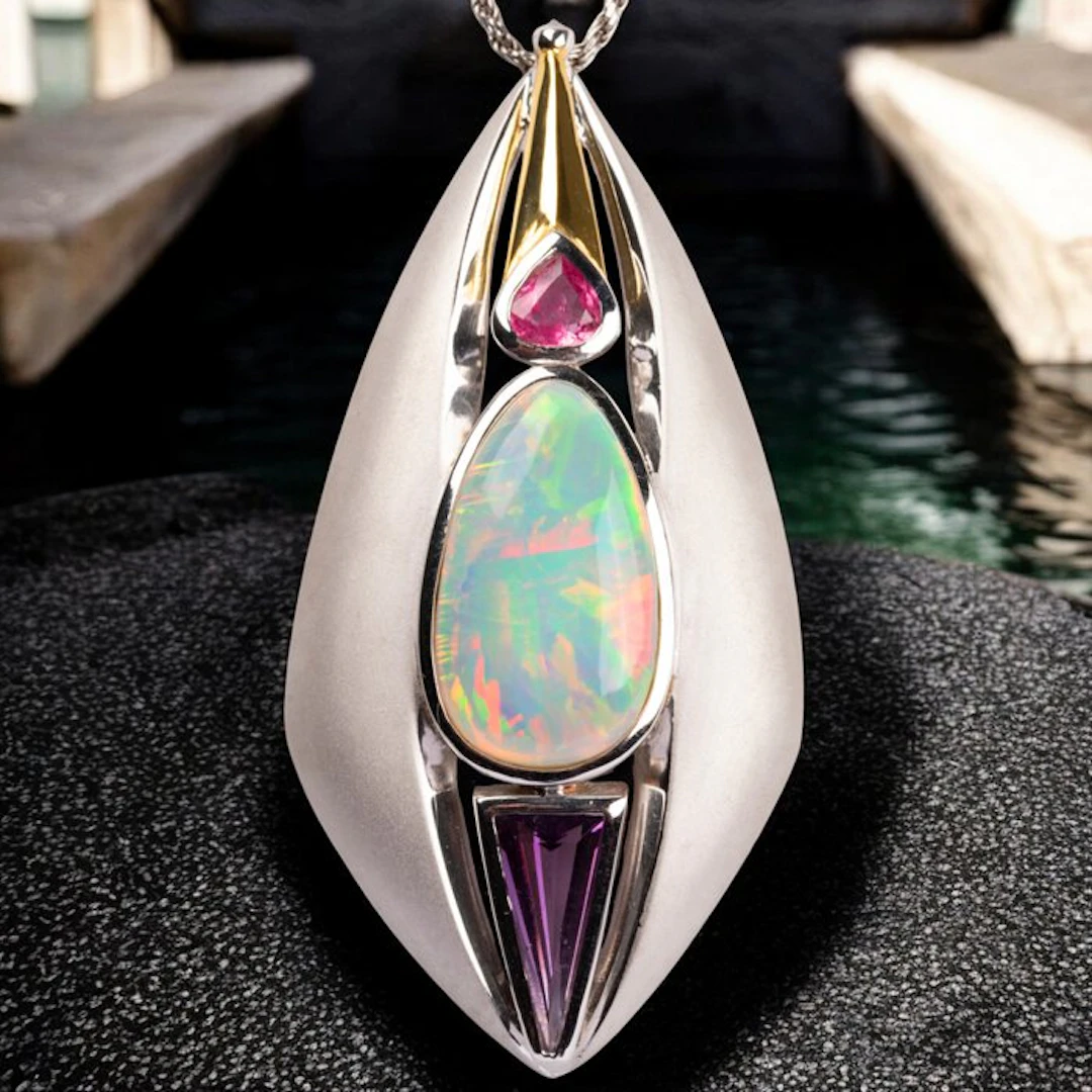 Pendant with Welo Opal