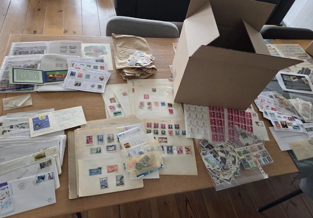 World - e788) Unsorted lot in a box: Netherlands - Ships ...