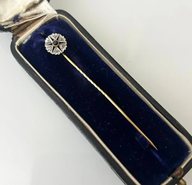 Brooch - 18 kt. Yellow gold, White gold