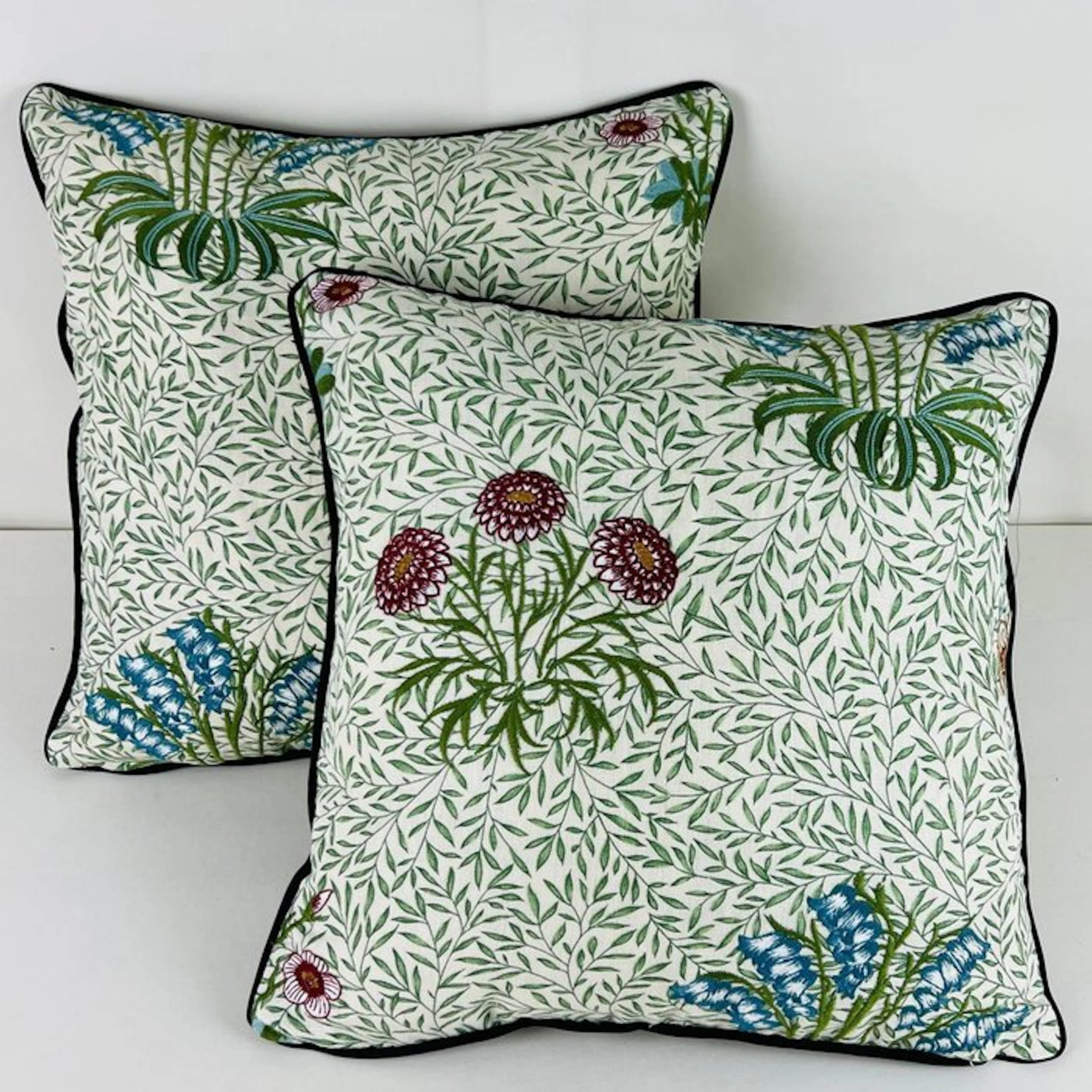 MORRIS & CO -New set of two - Cushion