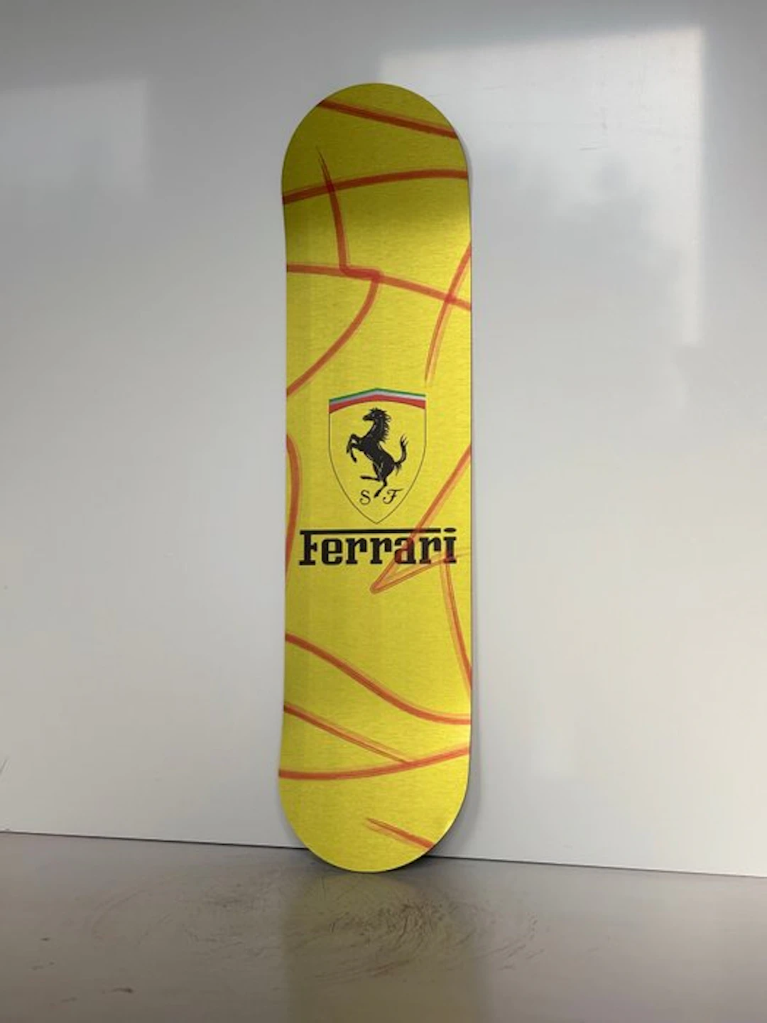 Beever Deco Art - Ferrari goes skating!